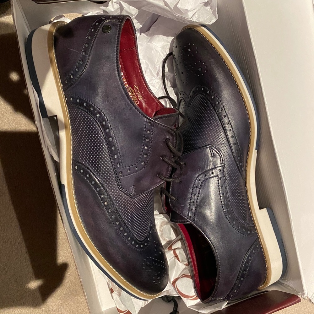 NEW in box Base London Men’s Shoes 42
